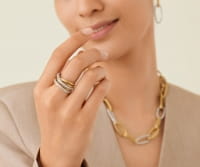 Marco Bicego Jaipur Link Ring Damen Gold mit Diamanten AB647-B-YW-Q6 Tragebild