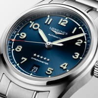 Longines Spirit Damenuhr 37mm Blau Automatik Edelstahl-Armband L3.410.4.93.6 Detail