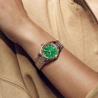 Ebel 1911 Damenuhr grün Diamanten Bicolor Perlmutt Zifferblatt 30mm Quarz 1216573 Arm
